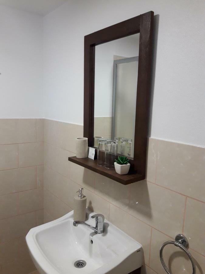 Oravitza Inn Oravita Extérieur photo